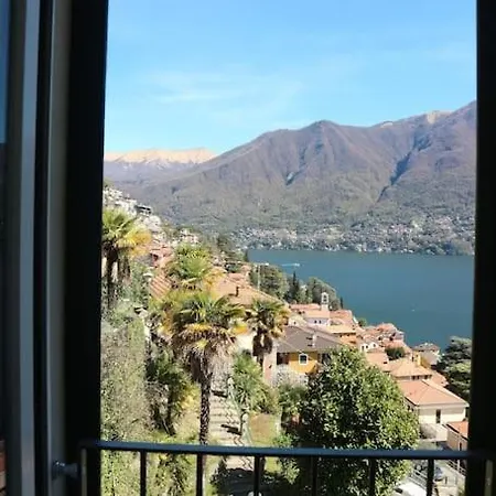 Апартаменты Emy House Charming Stunning Views Balcony Ac Carate Urio
