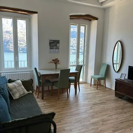Apartmán Emy House Charming Stunning Views Balcony Ac
